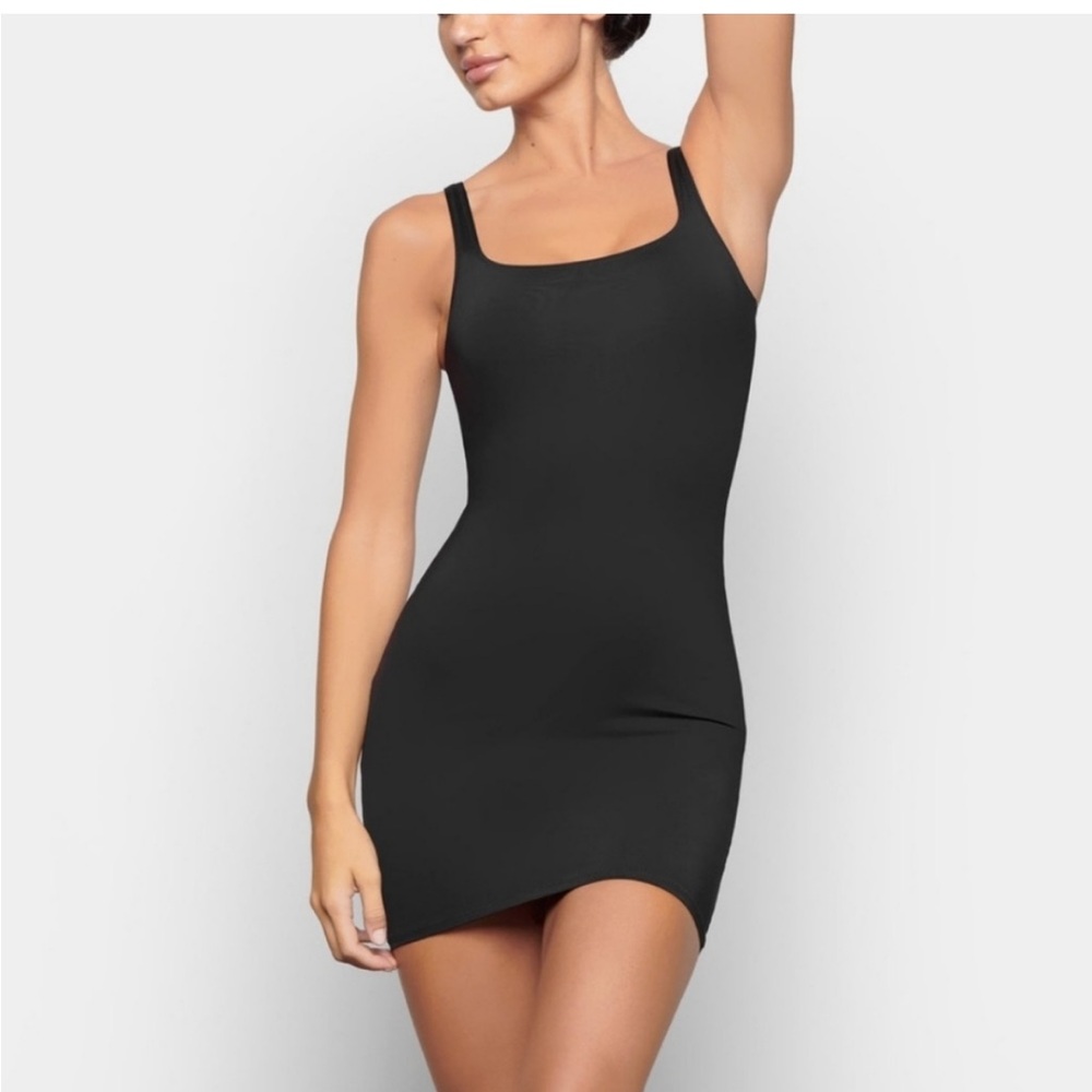 Skims Signature Swim Tank Dress - onyx